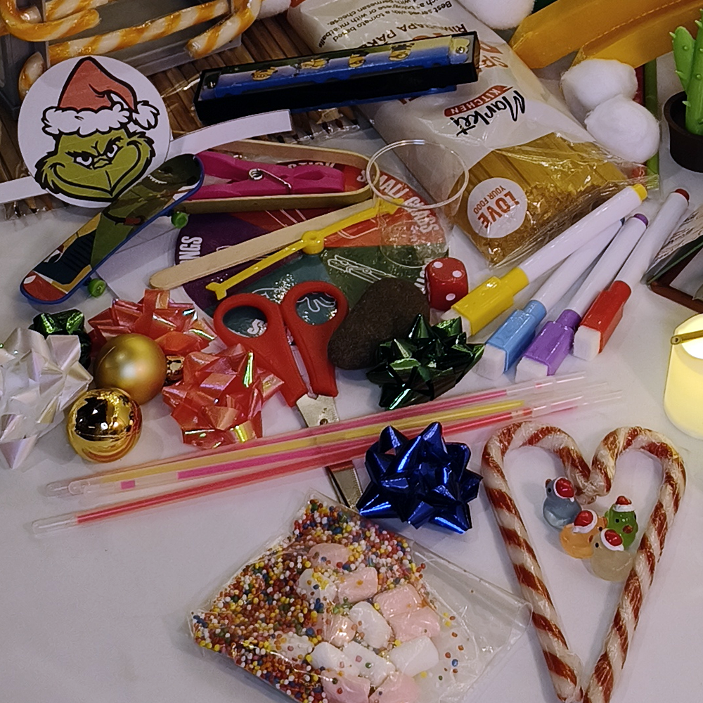 24 Day Elf Kit - Image 3